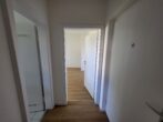 Schöne 1,5-Zimmer-Wohnung mit Wohnküche in Oberhausen zu vermieten - Flur