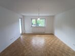 Frisch modernisierte 3 Zimmer-Wohnung mit Balkon in München - Wohnzimmer