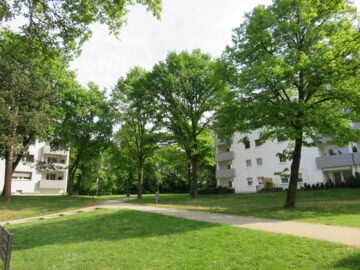 Modernisierte 3-Zimmer-Wohnung mit Loggia zu vermieten, 85101 Lenting, Etagenwohnung