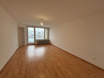 Schöne 2- Zimmer-Wohnung mit zwei Loggien im Univiertel zu vermieten, 86159 Augsburg, Etagenwohnung