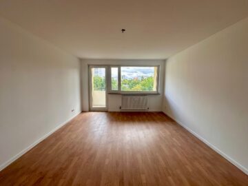 Helle 2-Zimmer-Wohnung in Nürnberg mit Balkon, 90471 Nürnberg, Etagenwohnung