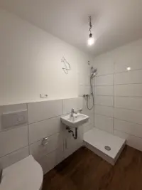 Modernes Badezimmer