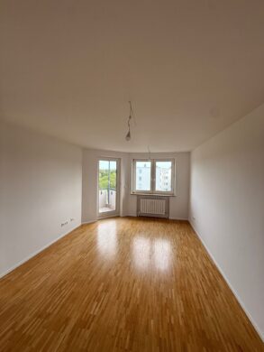 Ruhige 1,5-Zimmer-Wohnung mit guter Anbindung, 81737 München, Etagenwohnung