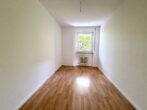 Schöne helle 3-ZKB Wohnung mit Terrasse ab 01.07.2026 im Herrenbach zu vermieten - Kinderzimmer