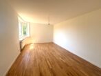familienfreundliche 3-Zimmer-Wohnung in zentraler Lage von Neuperlach *Erstbezug nach Sanierung* - Wohnzimmer
