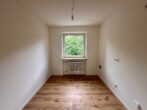 Hochwertige 4-Zimmer-Wohnung mit Balkon in Nürnberg Langwasser - Küche