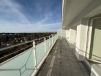 Modernisierte 3-Zimmer-Wohung mit Parkett und zwei Balkonen in Haar - Balkon mit Weitblick