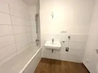Modernes Badezimmer