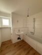 Moderne 3-Zimmer-Wohnung mit Stadtblick in München - Modernes Badezimmer