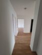 Schöne, modernisierte 3-Zimmerwohnung mit Balkon in Oberhausen zu vermieten - Flur Bild 2