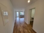 Schöne und helle 2,5-Zimmerwohnung mit Loggia in Lechhausen zu vermieten - offenes Wohnzimmer