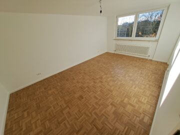 Helle 2-Zimmer-Wohnung in zentraler Lage von Neuperlach, 81737 München, Etagenwohnung