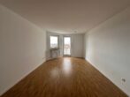 Helle 3-Zimmer-Wohnung mit Balkon in Nürnberg - Wohnzimmer