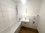 Schöne 3-Zimmer-Wohnung in zentraler Lage von Neuperlach - Modernes Badezimmer