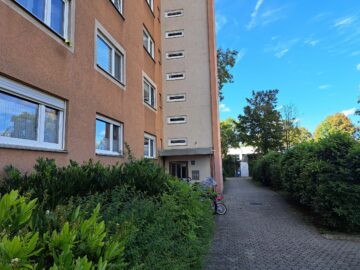 Top-geschnittene 1-Zimmer-Singlewohnung am Lerchenauer See!, 80995 München, Etagenwohnung