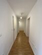 Schöne und helle 3-Zimmer Wohnung in Augsburg- Univiertel frei - Heller Flur mit Holzboden