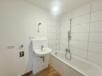 Erstbezug nach Modernisierung - Helle 3-Zimmer-Wohnung in Perlach - Badezimmer