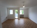 Hochwertige 3,5-Zimmer-Wohnung mit Balkon in München - Wohnzimmer/ Küche Ansicht 1