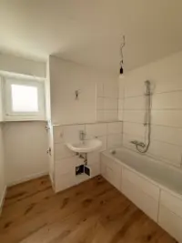 Modernes Badezimmer