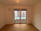 Schöne helle 4-Zimmer-Wohnung mit Balkon und Einbauküche - zentral gelegen - Helles Kinderzimmer
