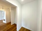 Befristete 2-Zimmer-Wohnung mit Balkon in Perlach - Nische im Flur