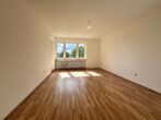 Schöne 3-Zimmer-Wohnung mit Balkon in Augsburg-Hochzoll zu vermieten - Wohnzimmer