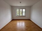 Helle 2-Zimmer-Wohnung mit Balkon in Fürth Ronhof - Büro / Kinderzimmer