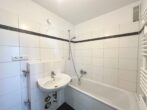 Großzügige 3-Zimmer-Wohnung mit Balkon in München - Badezimmer