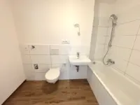Modernes Badezimmer