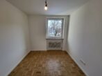 Modernisierte, helle 4-Zimmerwohnung mit Loggia in der Hammerschmiede zu vermieten - Kinderzimmer 2