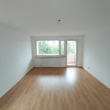 ** Schöne und helle 3 Zimmer Wohnung zu vermieten **, 90471 Nürnberg, Etagenwohnung