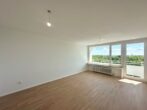 Lichtdurchflutete 4-Zimmer-Wohnung - Wohnzimmer Ansicht 1