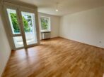Balkon mit Gartenblick – 1-Zimmer-Apartment in München, Perlacher Straße - Wohn-/Schlafzimmer