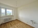 Helle 4-Zimmer-Wohnung mit Balkon und traumhaftem Ausblick! - Küche Ansicht 1