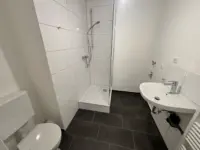 Modernes Badezimmer