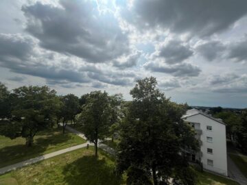 Gepflegte 3-Zimmer-Wohnung mit Loggia zu vermieten, 85101 Lenting, Etagenwohnung