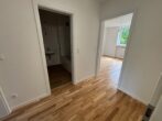 3-Zimmer-Wohnung in zentraler Lage von Neuperlach Süd *ERSTBEZUG NACH SANIERUNG* - abgetrennter Schlafbereich