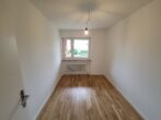Helle, modernisierte 3-Zimmerwohnung mit Loggia in der Hammerschmiede zu vermieten - Kinderzimmer