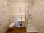 Charmante 2-Zimmer-Wohnung im Erdgeschoss mit Terrasse - Badezimmer