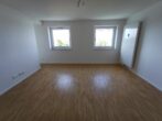 Sanierte 1-Zimmer-Appartments mit Einbauküche in Hasenbergl - Wohnzimmer