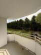 Helle 4-Zimmer-Wohnung mit Balkon und Parkett in München-Karl-Marx - Balkon mit Parkblick