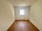 Schöne renovierte 2-Zimmer-Wohnung mit Balkon im Stadtteil Hochzoll Nord - Kinderzimmer