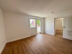 Schöne renovierte 2-Zimmer-Wohnung mit Balkon im Stadtteil Hochzoll Nord - Wohnküche 1