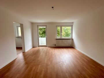 Charmante 2-Zimmer-Wohnung mit Balkon in Nürnberg, 90471 Nürnberg, Etagenwohnung