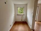 Charmante 2-Zimmer-Wohnung mit Balkon in Nürnberg - Küche