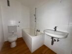 Charmante 2-Zimmer-Wohnung mit Balkon in Nürnberg - Bad