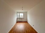 Moderne 3-Zimmer-Wohnung mit Balkon in Nürnberg - Büro / Kinderzimmer
