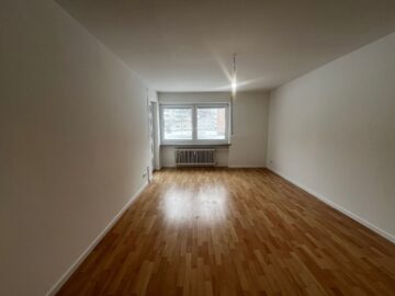 Schöne 4-Zimmer-Wohnung mit Balkon zu vermieten, 86163 Augsburg, Erdgeschosswohnung