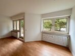 2-Zimmer-Wohnung mit Balkon in Nürnberg Schweinau - Essbereich Wohnzimmer