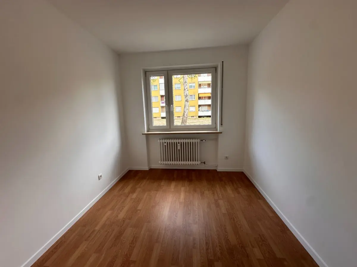 Büro / Kinderzimmer 1